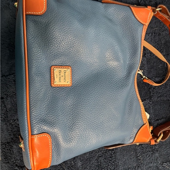 Dooney & Bourke Pebble Grain Hobo Shoulder Bag – NWT with Dust Bag - Picture 3 of 10